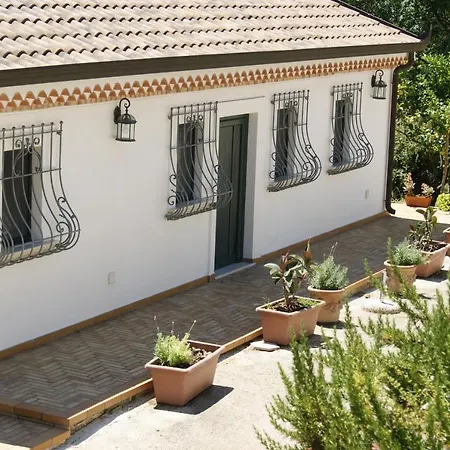 Le Tre Querce Di Casa Mia Alojamento de Acomodação e Pequeno-almoço Castellabate