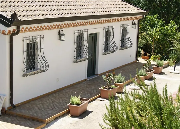 Le Tre Querce Di Casa Mia Bed & Breakfast Castellabate