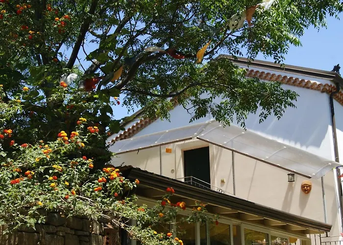 Le Tre Querce Di Casa Mia カステッラバーテ